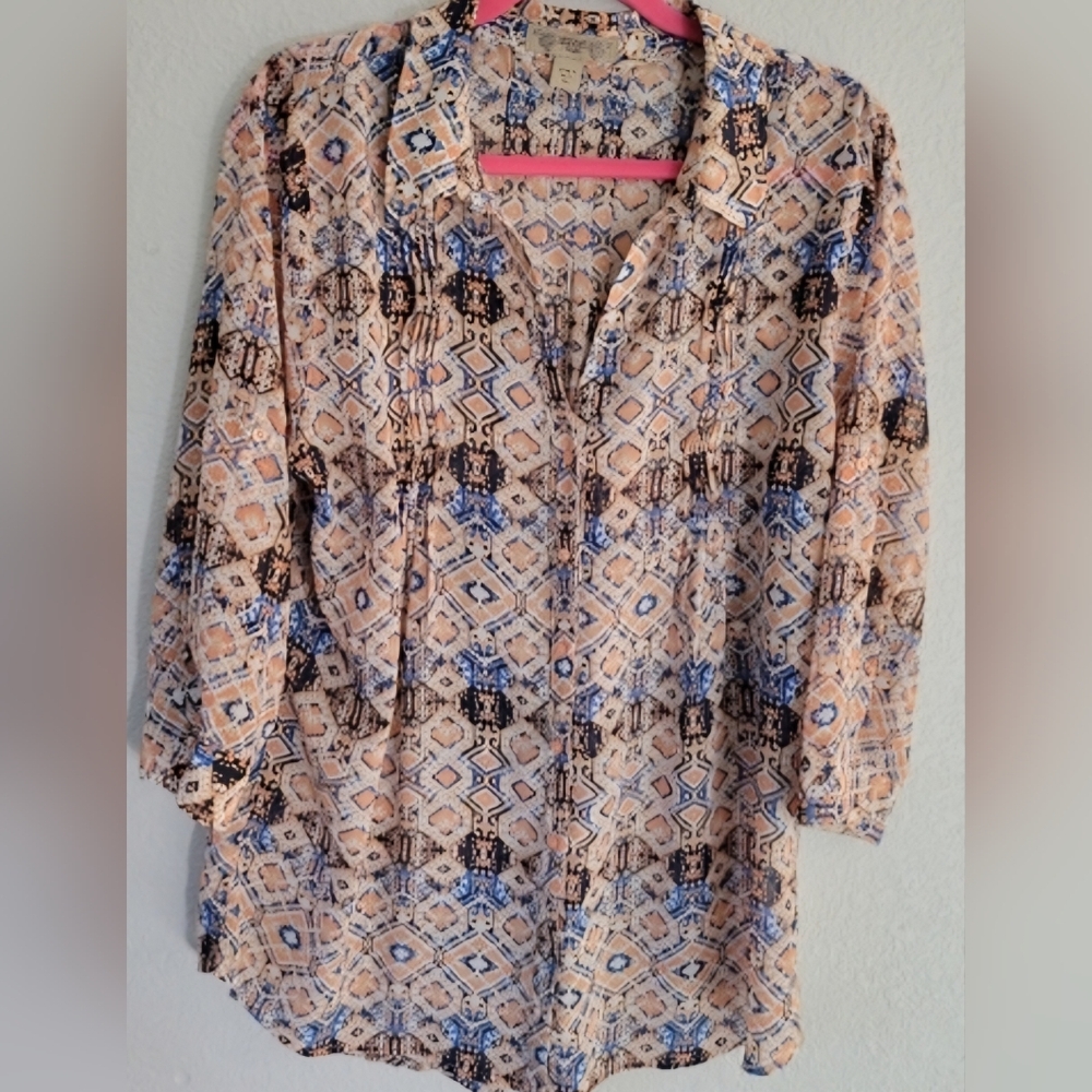 Blouse sheer,  sheer jac,  long, 3/4 sleeve. Buttonup.  XL Vintage America Blues